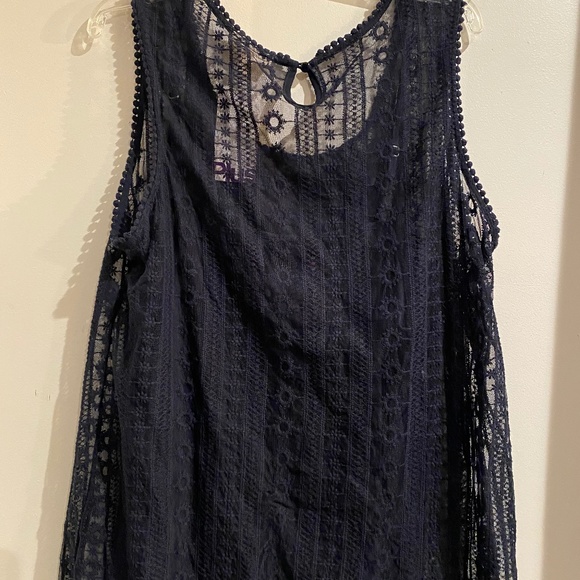 NWT Navy Blue Lace Top with Cami in Plus Size 2X - Picture 1 of 3